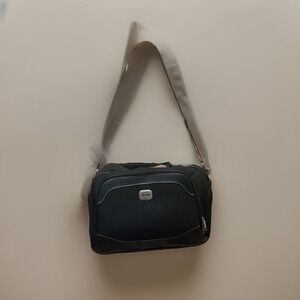 JEEP Authentic Black Messenger‎ Bag Carry On Travel Tote With Shoulder Strap